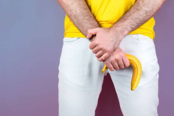 کجی آلت تناسلی به سمت راست